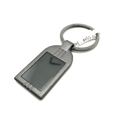 Disponível Designer Keychain Metal Keychain Holder Nome Metal Keychain Holder