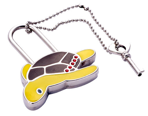 Chaveira de metal personalizada em formas bonitas para campanha de lembranças