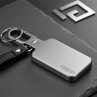 Bom preço Porta-chaves de metal durável OEM ODM Material Keychain Acessório para marca corporativa e gravura de logotipo personalizado on-line