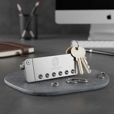 Bom preço Organizador de chaveira de aço durável com logotipo personalizado Ideal para armazenamento seguro de chaves e exibição de identidade corporativa on-line