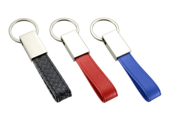 Bom preço Portas-chaves de couro Debossed liga de zinco Logo Mini Key Holder Leather Strap do plutônio on-line